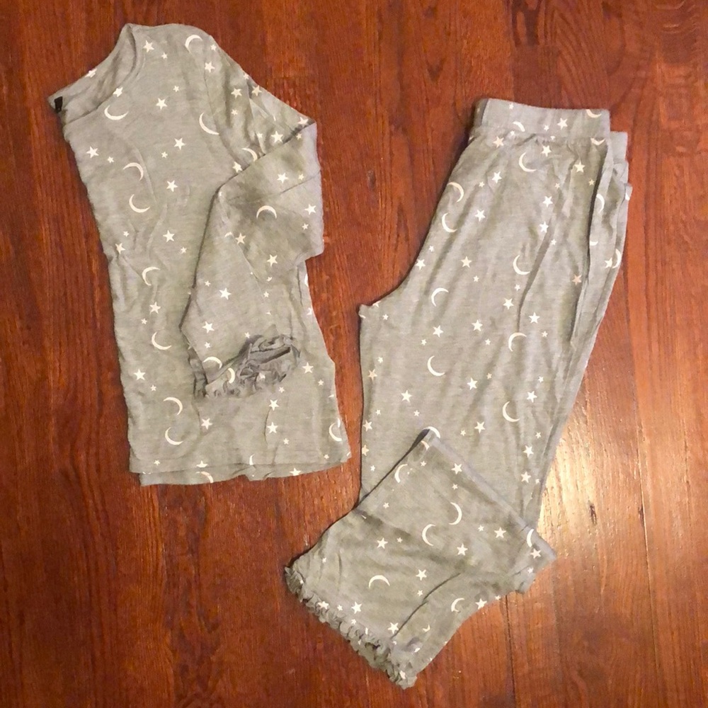 Vero Moda moon and stars sleep set